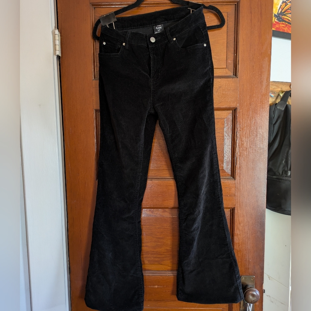 Refuge Black Flare Corduroy Pants | Size Small/25
